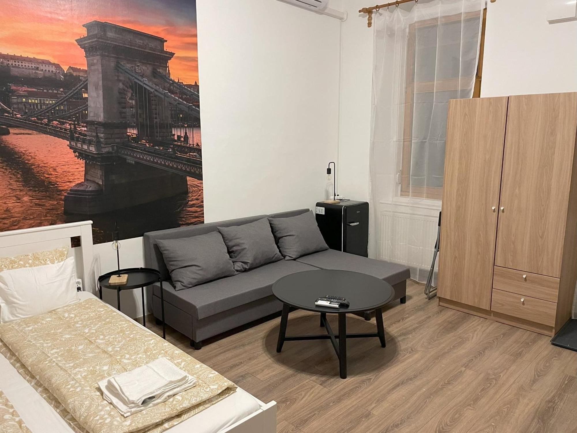 Mano Apartment